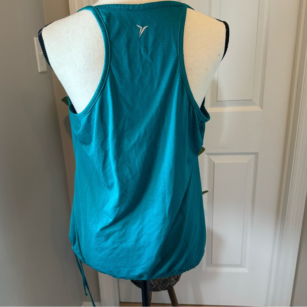 Old Navy Loose Fit Activewear Racerback Turquoise Tank Top Size M. - Picture 2 of 6